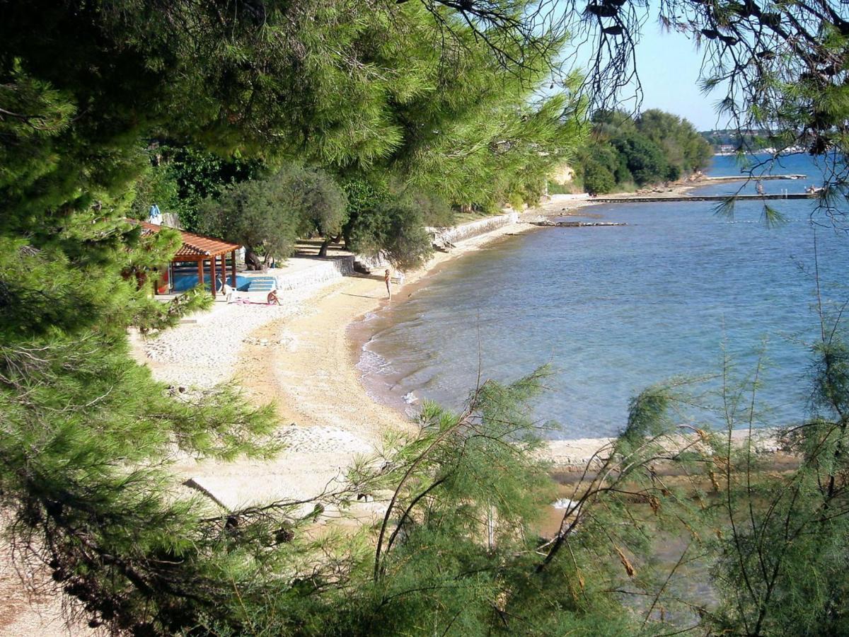 Holiday Home Mihovilka By Interhome スベティ・フィリップ・イ・ヤコブ エクステリア 写真